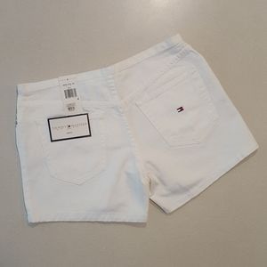 Tommy Hilfiger Flat Front 3.5" White Denim